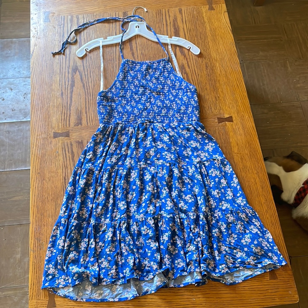 Cute sundress, never worn